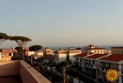 Квартира на морском курорте Анцио в Италии