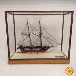Продам модель шхуны "Halcon" 1840года, масштаб 1:100.