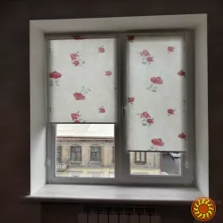Тканинні ролети індивідуально.