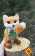 Лисичка з ялинкою іграшка валяна з шерсті інтерʼєрна лиса войлочна лисиця хендмєйд сувенір подарок іграшки ручної роботи Лисенок игрушка интерьерная