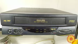 Видеоплейеры (записывающие) "Phillips" и "Panasonic"
