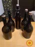 Бутылки из шампанского