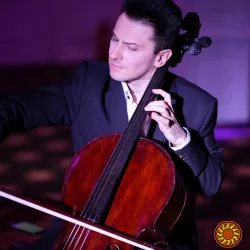 Професійна жива музика, на Ваш: Ювілей, Весілля, Корпоратив, День народження! Кращі хіти XX-XXI ст., на віолончелі! Великий репертуар. -Зустріч гост