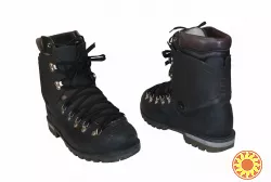 Ботинки пластиковые. Размер 41/26.5 см. Альпинизм, горный туризм.