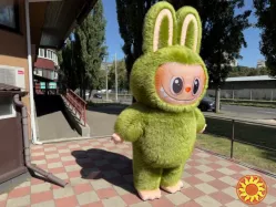 Надувной костюм Лабуба с вентилятором для продвижения бизнеса