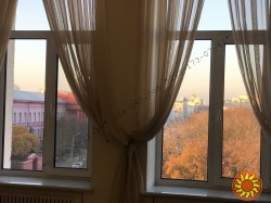 225 м2, вул Володимирська 61/11, будинок купця Мороза, вид на парк Шевченка, вул.Володимирську