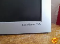 Монітор Samsung SyncMaster 192t з гарантією