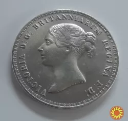 5 фунтів 1839 року "Королева Великобританії" Копія.
