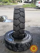 Суцільнолиті шини для навнтажувача 6.50-10 Б/В