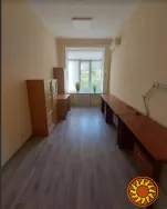 Помещения в отдельном охраняемом хозяйственном комплексе на Средней.ЦЕНА СНИЖЕНА !