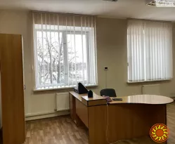 Помещения в отдельном охраняемом хозяйственном комплексе на Средней.ЦЕНА СНИЖЕНА !