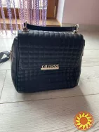 Чорний жіночий рюкзак зі шкірозамінника Guess