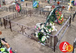 Огородження на могилу у Дніпрі.