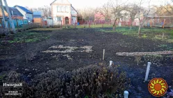 Участок с коммуникациями.Три километра от Песчаного массива.