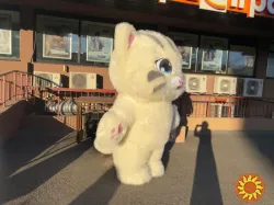 Надувной костюм аниматору кот 4 часа работы 2.4 м 60 Вт