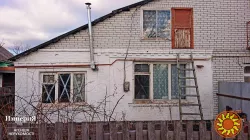 Часть дома на Поселке со всеми коммуникациями.