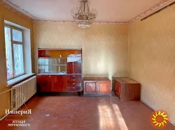 Часть дома на Поселке со всеми коммуникациями.