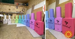 Рекламные фотозоны и объемные рекламные фигуры косметической продукции DNKA