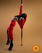 Маска Треугольник из хитового корейского сериала Игра в кальмара