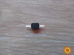 Кнопка с фиксацией чёрная