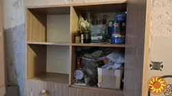 Стінка в кімнату, на дачу..