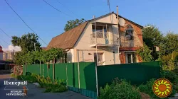 Часть дома на Нижнем ДНСе с ремонтом и всеми коммуникациями.