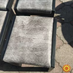 Набір кухонних табуретів