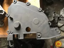 Бу защита ремня ГРМ Renault 8200702994, 8200115178, 2.2 2.5 dci,