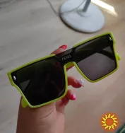 Яскраві неонові сонцезахисні окуляри