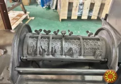 Соковижималка шнекова з подрібнювачем для овочів/фруктів/ягід STvega J500L