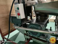 Соковижималка шнекова з подрібнювачем для овочів/фруктів/ягід STvega J500L