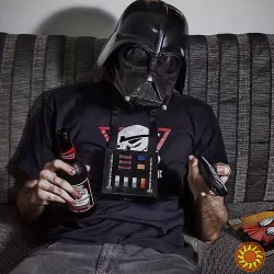 Шлем Дарта Вейдера, изменяющий ваш голос