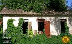 Продам участок 18 соток на Партизанской со своим озером.