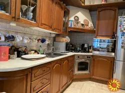 Продам 3к квартиру 101м2, Малопідвальна 12/10, Хрещатик, Майдан Незалежності, Золоті Ворота.