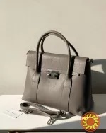 Женская кожаная Итальянская сумка среднего размера TS000155