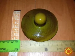 Кришка до сухарниці, чайника, заварника та іншого.