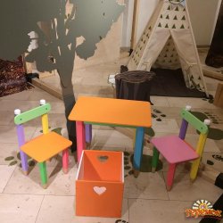 Детский столик без пенала 60см на 40см Карандаши