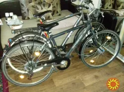 Велосипед Flyke. 21 швидкість, 28 мі колеса, міський. Італія