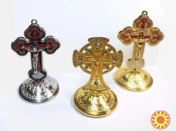 Хрест металевий. На підставці з прикрасою