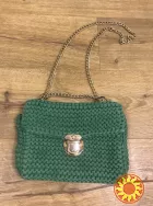 Зелёная сумочка с золотой ручкой цепочкой ручной работы Handmade