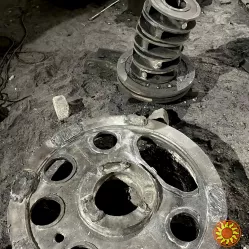 Чавунні виливки до 6500 кілограм