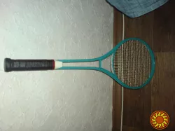 Ракетка для великого тенісу
