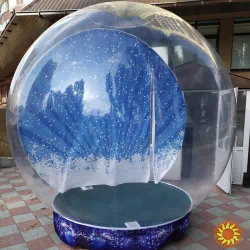 Надувные сферы, шары на тумбе