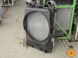 Самосвал Либхерр ТА 230 - Сердцевина радиатора