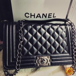 Сумка Шанель бой , розничная цена 344грн