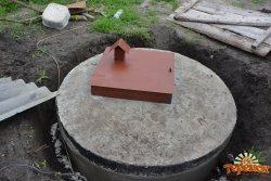 Люк на погреб, подвал (ляда). `Броневик` Днепр.