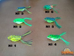 Воблер Лягушка незацепляйка на щуку с хвостиком 12 гр