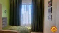 Сдам студию с евроремонтом в жк Милос на 7-ст.Большого Фонтана.