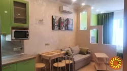 Сдам студию с евроремонтом в жк Милос на 7-ст.Большого Фонтана.