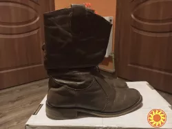 Жіночі чоботи-козаки, б/в,демісезон,розмір 39.